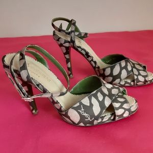 Women's Yves Saint Laurent Silhouette Pump Sz 6.5